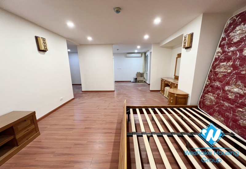 A nice apartment for rent in P building, Ciputra, Tay Ho, Ha Noi